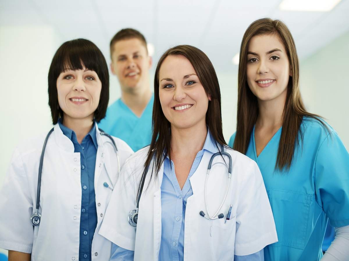 Job opportunities: Jobs For Medical Students: Medical stream students can choose these career options, know top 5 jobs – 5 job opportunities for medical stream students