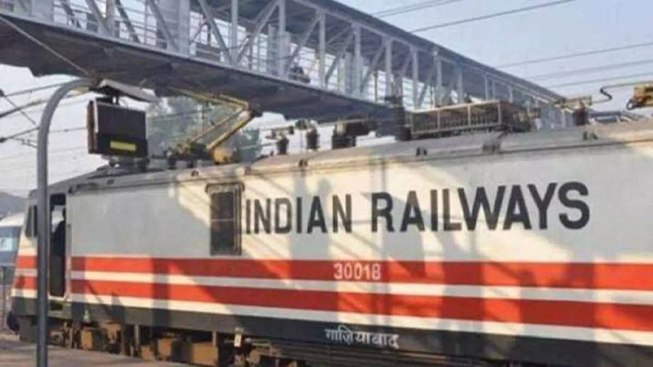 Railway Job: Railway Job: Government Jobs in Central Railway for 12th pass, last date of application near – rrc central railway recruitment 2021 to fill various posts via sports quota, check details